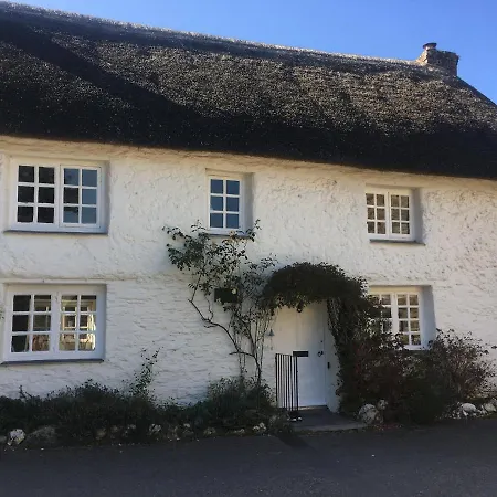 The Thatched Holiday home *